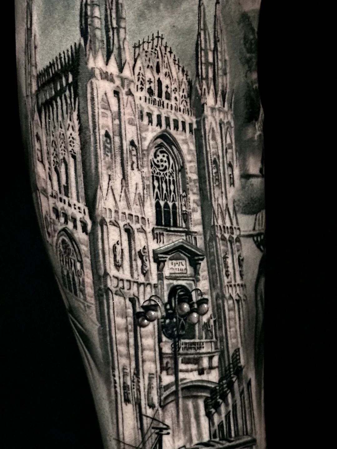 Realistic architecture sleeve